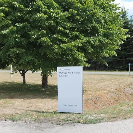 Harreso Kro فندق